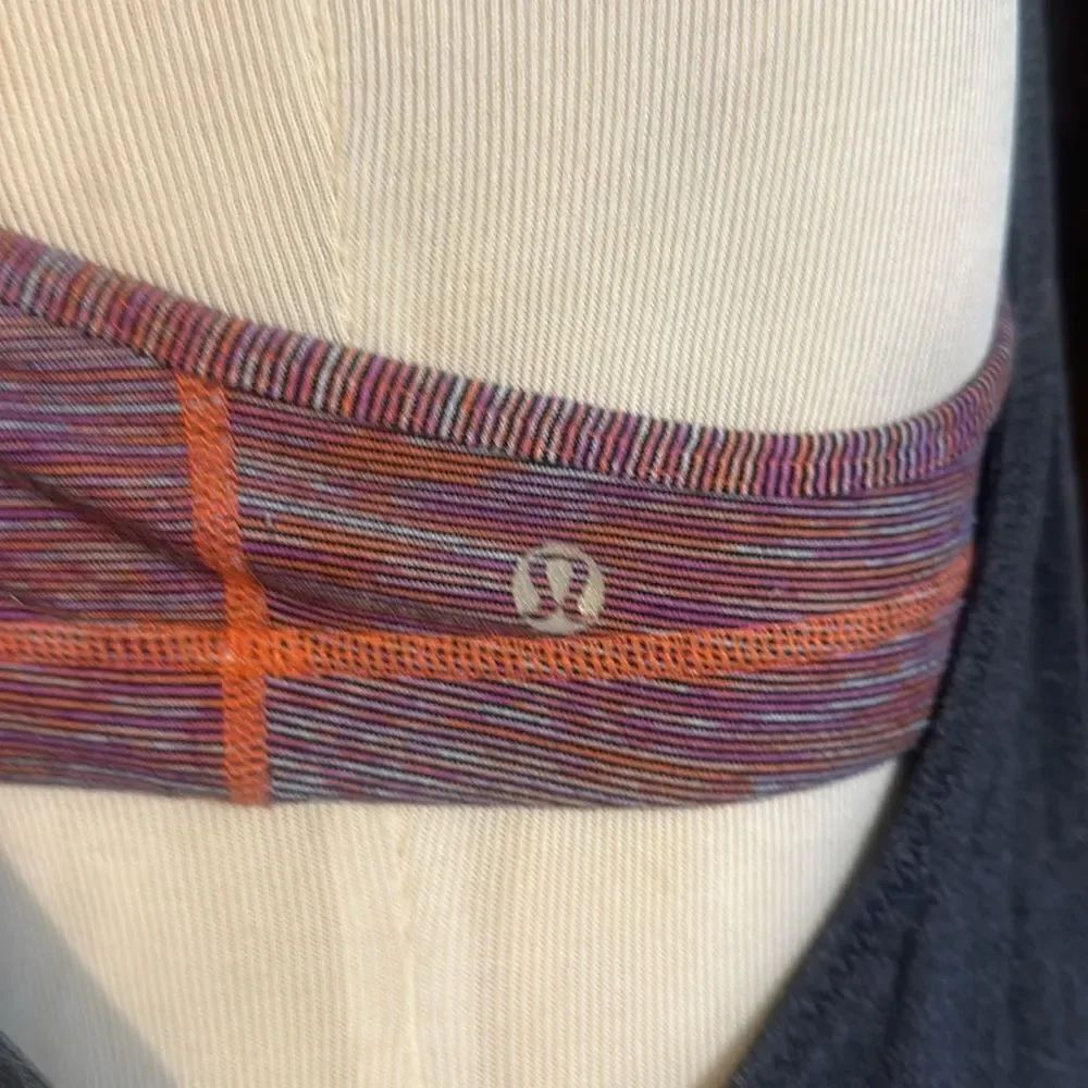 Lululemon tank top 8 (4875) - Picture 6 of 6